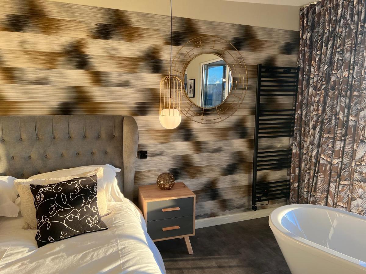 Loudoun Mains Luxury Lodges Newmilns Экстерьер фото